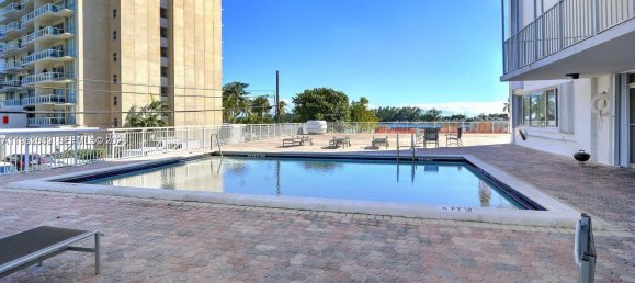 2 chambres propriété commerciale à vendre à Miami, Miami-Dade, Florida, USA № 615757 6