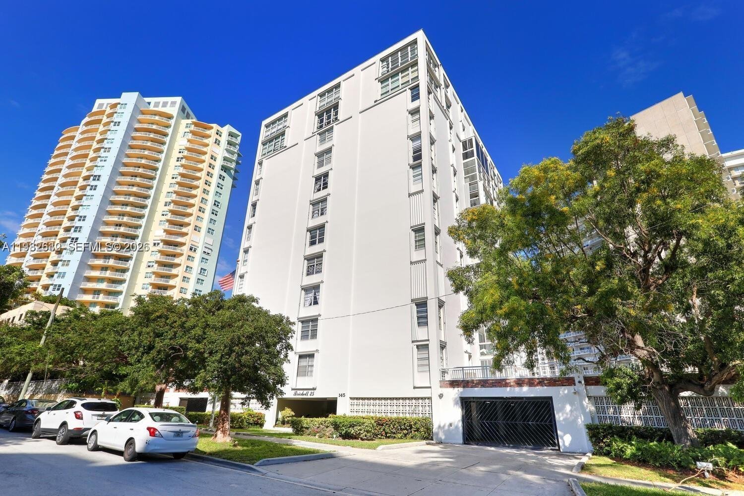 2 chambres propriété commerciale à vendre à Miami, Miami-Dade, Florida, USA № 615757