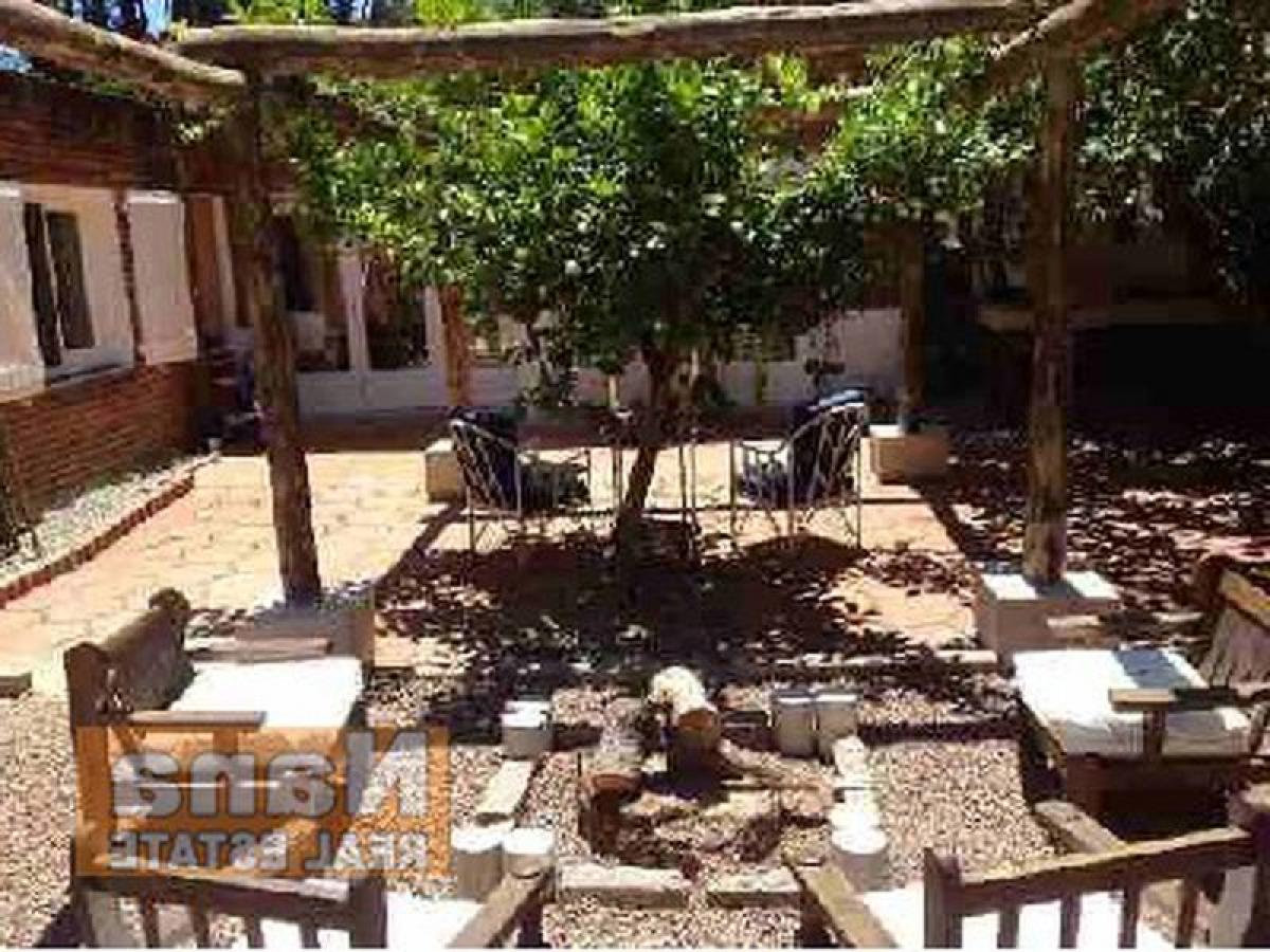 3 bedrooms House in Maldonado, Uruguay No. 12411