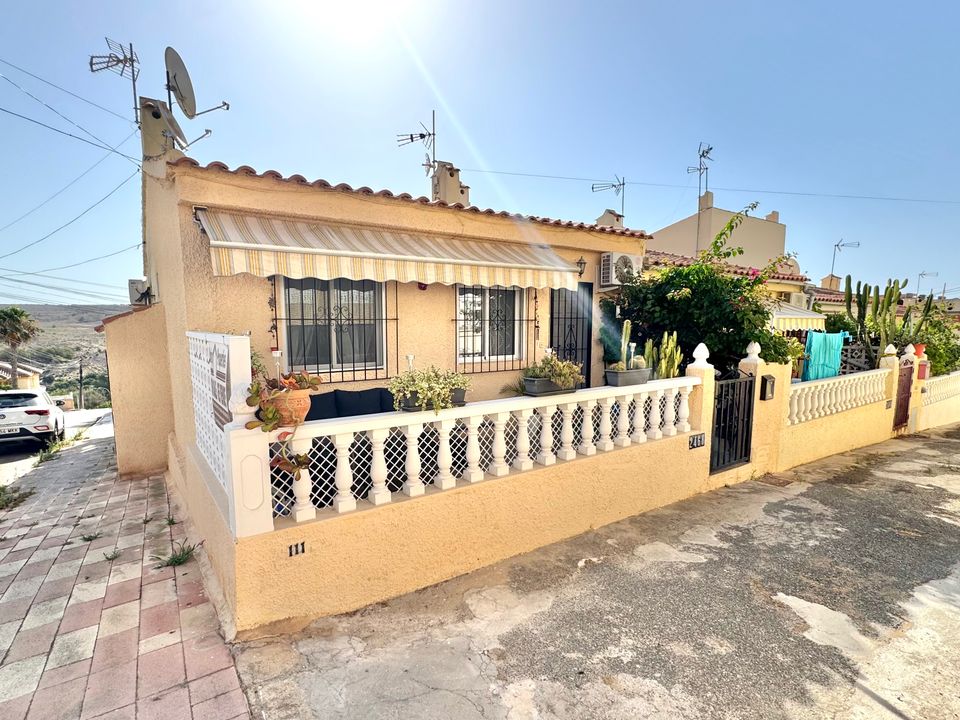 Adosado de 1 dormitorio en La Marina, Spain No. 228447