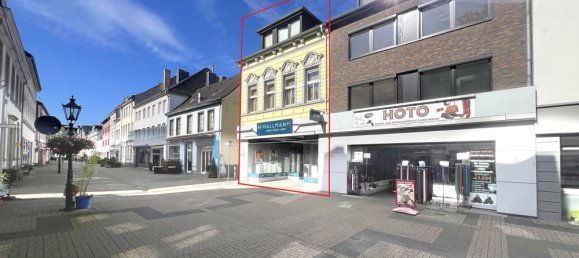 8-salle Garage à Krefeld, Germany No. 110350 3