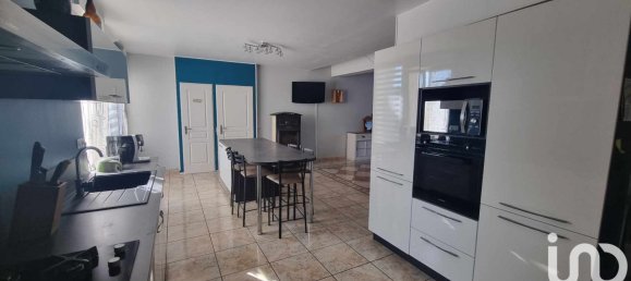 5 bedrooms House in Haute-Marne, France No. 61545 3