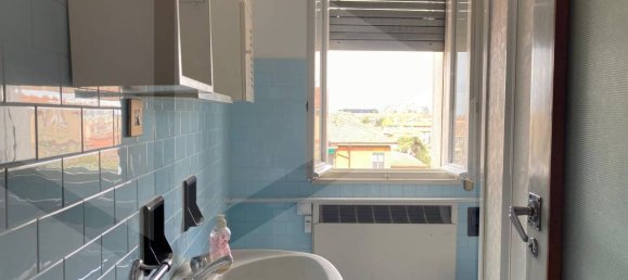 Apartamento de 4 habitaciónes en Bologna, Italy No. 28767 5