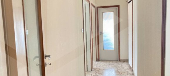 Apartamento de 4 habitaciónes en Bologna, Italy No. 28767 18