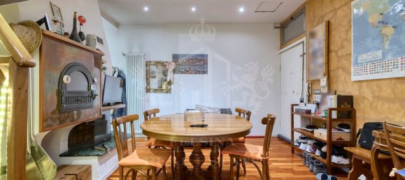 Duplex de 6 divisões em Bologna, Italy N.º 219926 27