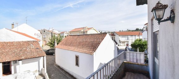 2 bedrooms House in Nogueira do Cravo, Portugal No. 27894 2