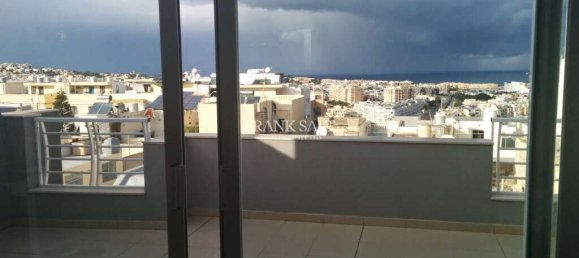 1 bedroom Penthouse in Saint Julian's, Malta No. 9190 6