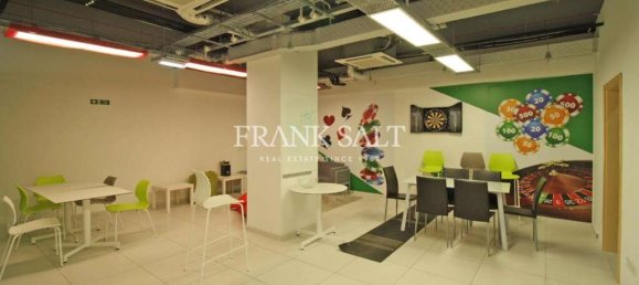 Oficina en Saint Julian's, Malta 500 m² No. 11801 28
