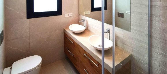 3 bedrooms Villa in Ciudad Quesada, Spain No. 9041 10