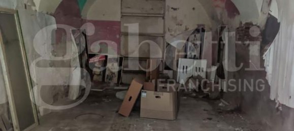 4 rooms House in Oristano, Italy No. 35408 8