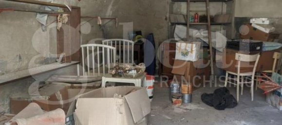 4 rooms House in Oristano, Italy No. 35408 10