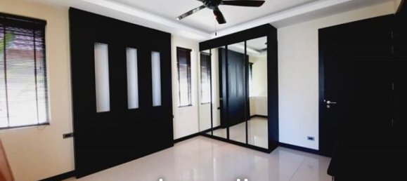 4 bedrooms Cafe / restaurant in Pattaya, Thailand No. 15930 9