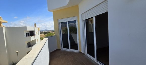 3 bedrooms Villa in Faro, Portugal No. 62039 7