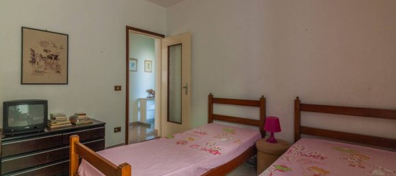 Квартира с 2 спальнями в Льерна, Италия № 122700 10