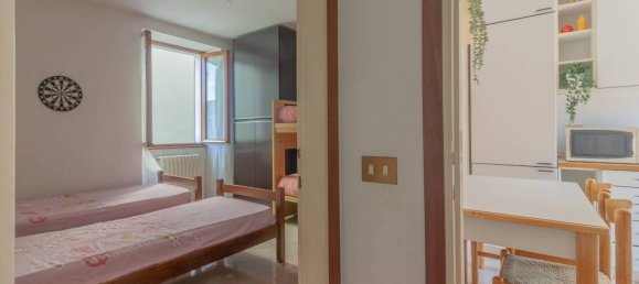 Квартира с 2 спальнями в Льерна, Италия № 122700 11