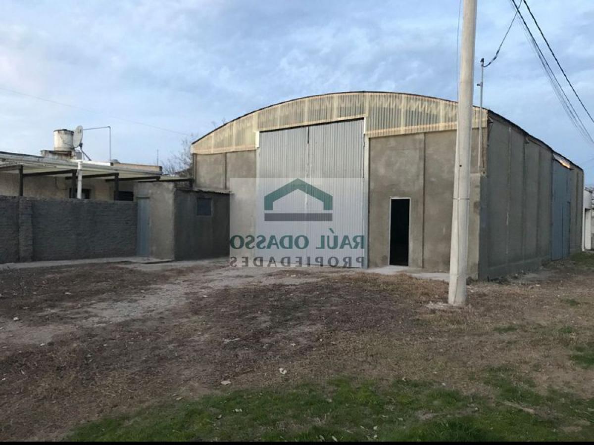 260m² Building in Buenos Aires, Argentina No. 109833