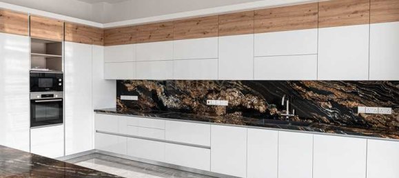 5 Schlafzimmer Villa in Agios Tychonas, Cyprus, Nr. 7633 7