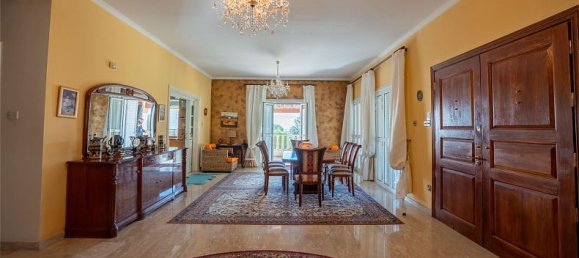 5 bedrooms Villa in Limassol, Cyprus No. 9963 8