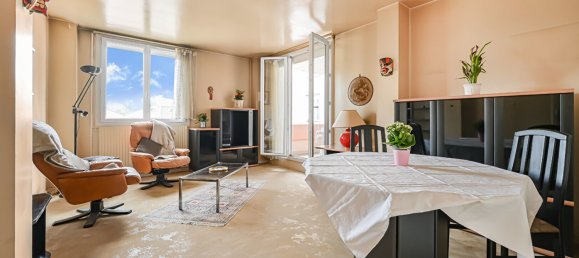 2 chambres Appartement à Fontenay-sous-Bois, France No. 186158 2