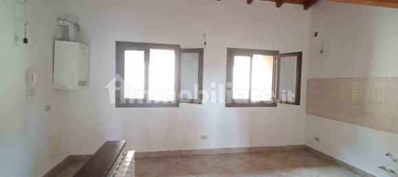 Дом с 1 спальней в Вимеркате, Италия № 351667 2