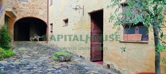 2 rooms Apartment in Poggibonsi, Italy No. 81310 2
