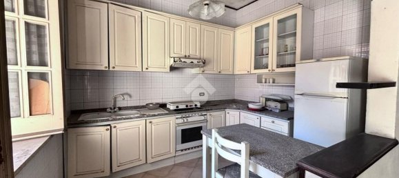 3 rooms Apartment in Grumo Nevano, Italy No. 53881 8