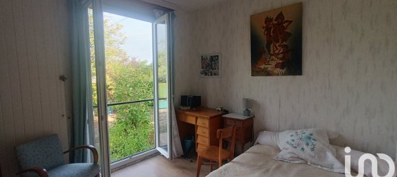 3 bedrooms House in Saint-Maur, France No. 349767 8