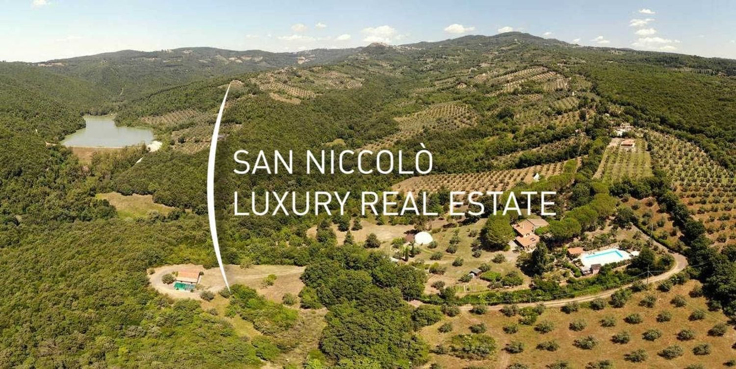 15 rooms House in Roccastrada, Italy No. 193424