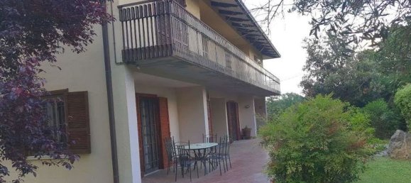 17 rooms Villa in Perugia, Italy No. 49956 4