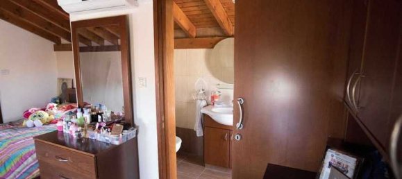 Villa de 6 dormitorios en Mesa Geitonia, Cyprus No. 19118 16