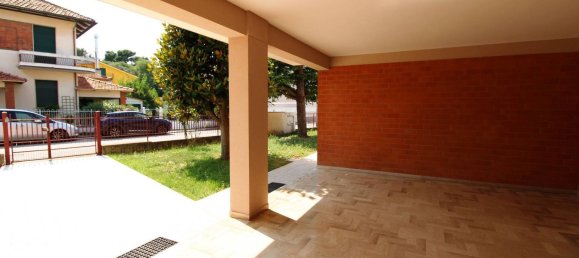 4 bedrooms Apartment in Civitanova Marche, Italy No. 351507 30