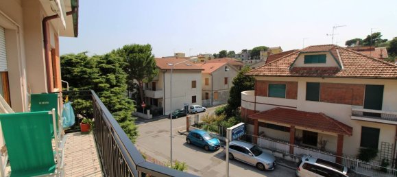 4 bedrooms Apartment in Civitanova Marche, Italy No. 351507 7
