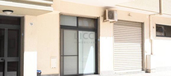 Коммерческая недвижимость с 4 комнатами в Монополи, Италия № 329970 13