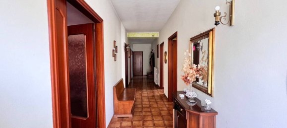 4 bedrooms House in Arpino, Italy No. 92575 3