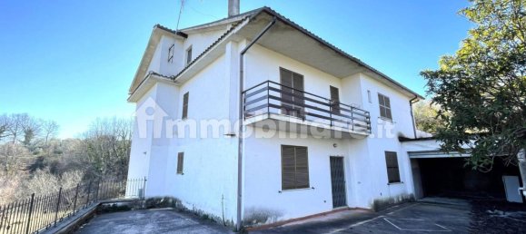 4 bedrooms House in Arpino, Italy No. 92575 15