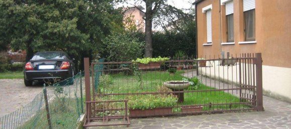 Casa de 12 habitaciónes en Soliera, Italy No. 224616 5