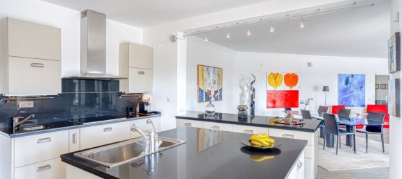 4 Schlafzimmer Villa in Marbella, Spain, Nr. 62325 11