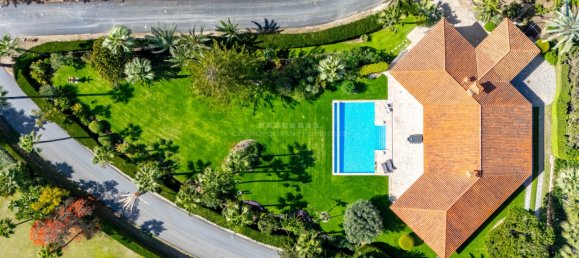4 Schlafzimmer Villa in Marbella, Spain, Nr. 62325 2