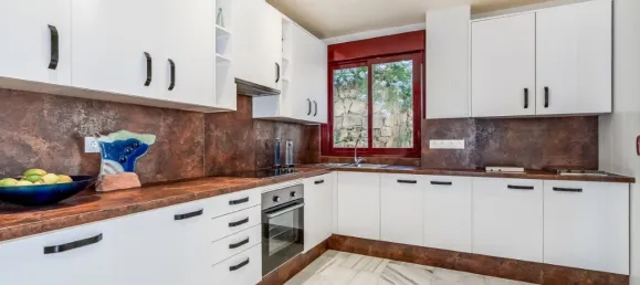 3 Schlafzimmer Haus in Benahavis, Spain, Nr. 23683 7