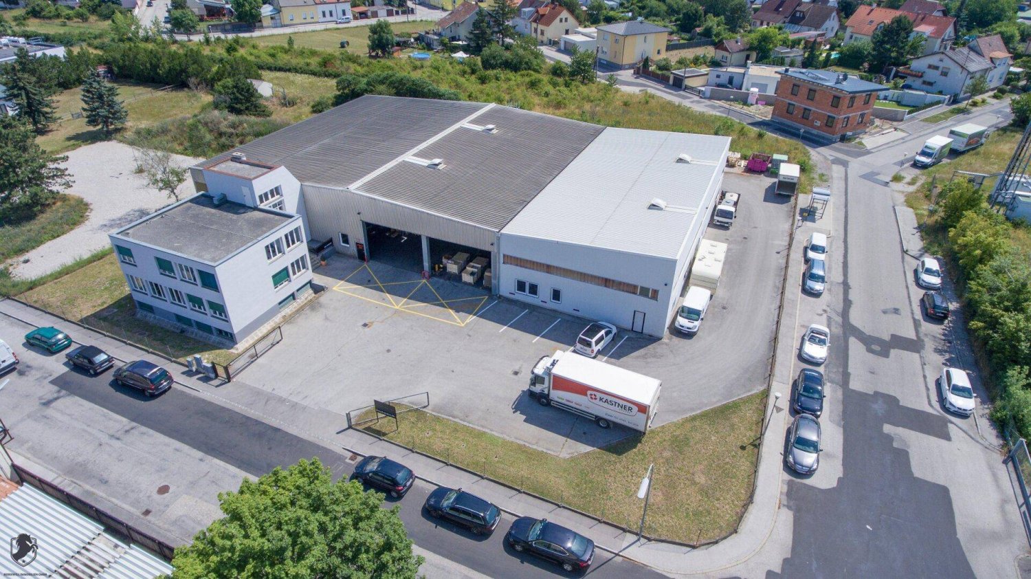 Lagerhaus in Wiener Neustadt, Austria 840m², Nr. 63164