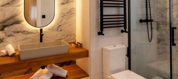 2 bedrooms Apartment in Madrid, Spain No. 82353 6