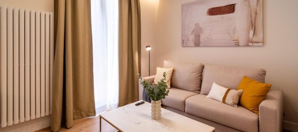 2 bedrooms Apartment in Madrid, Spain No. 82353 2