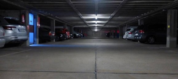  Parking in Nuremberg, Germany No. 144279 6