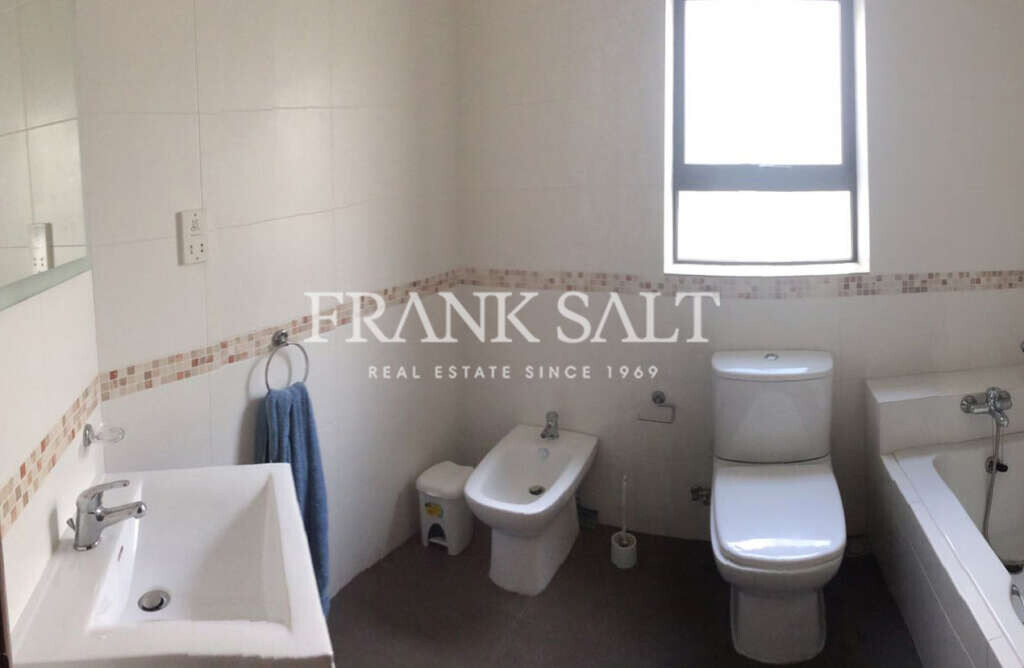 Пентхаус с 2 спальнями в Swatar, Мальта № 6524