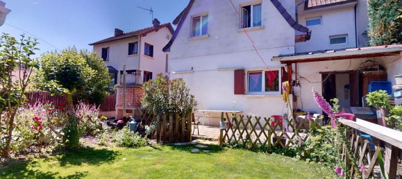 5 bedrooms House in Bois-d'Arcy, France No. 151553 4