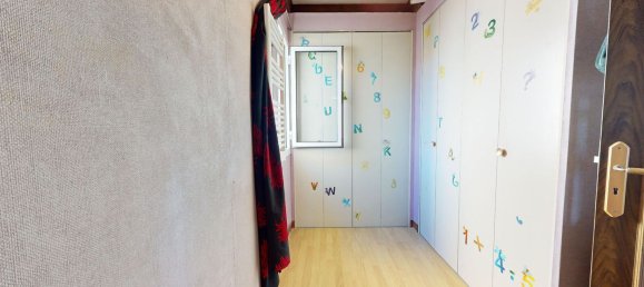 5 bedrooms House in Bois-d'Arcy, France No. 151553 11