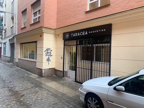 Propiedad comercial en Granada, Spain 70 m² No. 229360