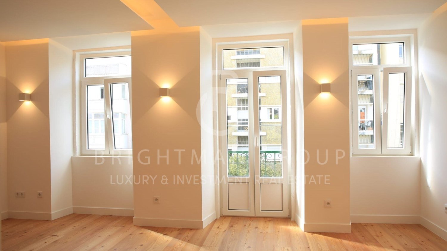 4 bedrooms Duplex in Lisbon, Portugal No. 125366