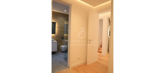 4 bedrooms Duplex in Lisbon, Portugal No. 125366 20