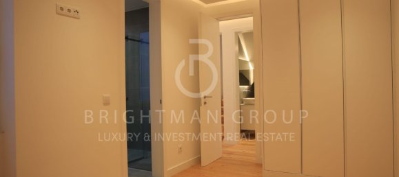 4 bedrooms Duplex in Lisbon, Portugal No. 125366 2